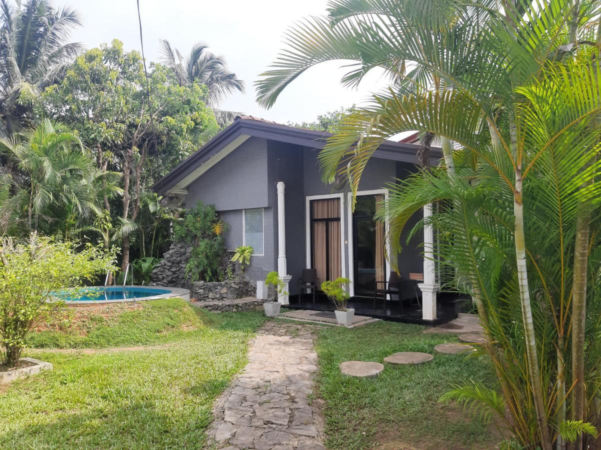 Mihilaka Holiday Homes Wadduwa Esterno foto