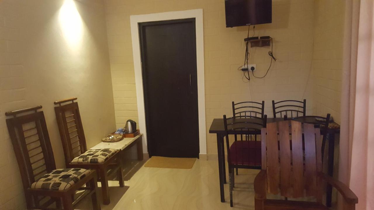 Mihilaka Holiday Homes Wadduwa Esterno foto