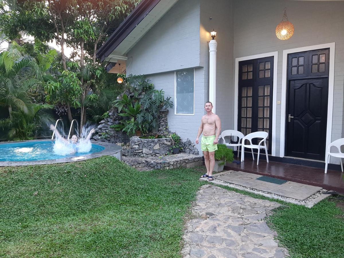 Mihilaka Holiday Homes Wadduwa Esterno foto